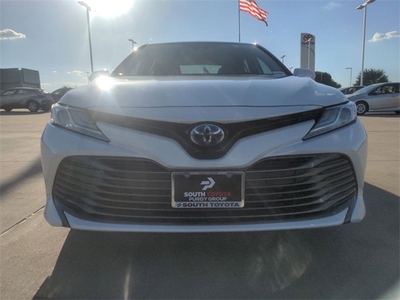 2020 Toyota Camry Hybrid XLE in Dallas, TX