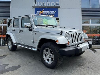 2012 Jeep Wrangler Unlimited for Sale in Co Bluffs, Iowa