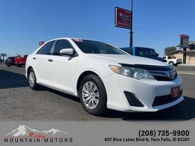 2013 Toyota Camry for Sale in Co Bluffs, Iowa