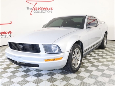 Used 2005 Ford Mustang Deluxe