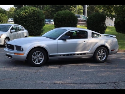 Used 2005 Ford Mustang Premium