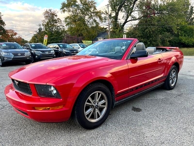 2005 Ford Mustang V6 Deluxe Convertible for sale in Crestwood, KY