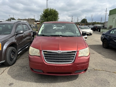 2008 Chrysler Town & Country LX in Hamilton, OH
