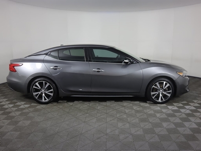 2017 Nissan Maxima 3.5 SV in Akron, OH