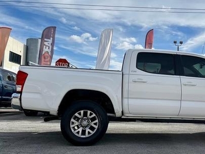 2017 Toyota Tacoma Double Cab SR5 Pickup 4D 5 ft for sale in Miami, FL
