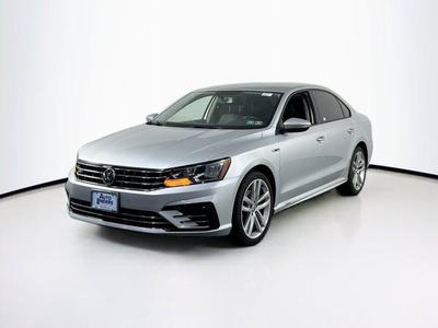 2018 Volkswagen Passat for Sale in Chicago, Illinois