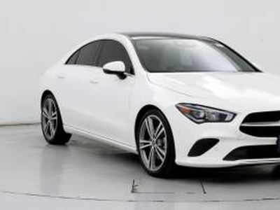 Mercedes-Benz CLA 2000