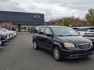 2015 Chrysler Town And Country Touring 4DR Mini-Van