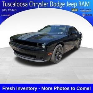 2017 Dodge Challenger for Sale in Saint Louis, Missouri