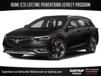 2018 Buick Regal TourX for Sale in Chicago, Illinois