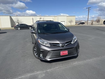 2019 Toyota Sienna AWD XLE 7-Passenger 4DR Mini-Van