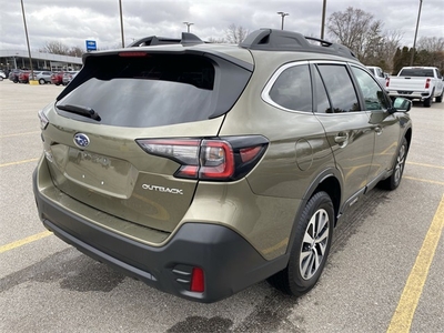 2022 Subaru Outback Premium in Freeland, MI