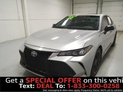2022 Toyota Avalon Hybrid for Sale in Chicago, Illinois