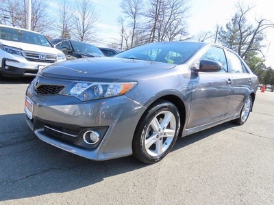 Used 2013 Toyota Camry SE for sale in NANUET, NY 10954: Sedan Details - 677690628 | Kelley Blue Book