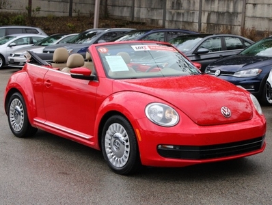 Used 2013 Volkswagen Beetle 2.5L FWD