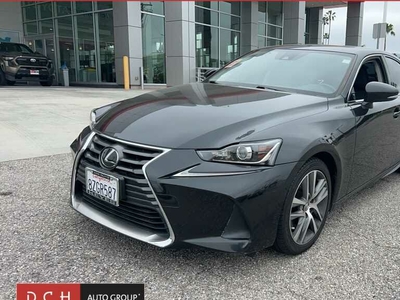 2019 Lexus IS