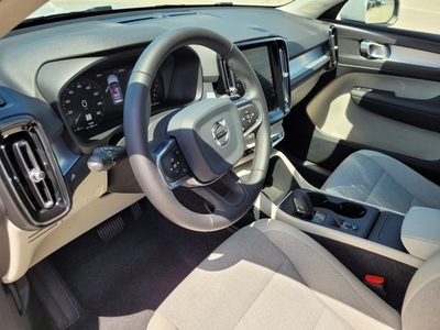 2020 Volvo XC40 Momentum in Burlingame, CA