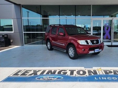 2011 Nissan Pathfinder for Sale in Northwoods, Illinois