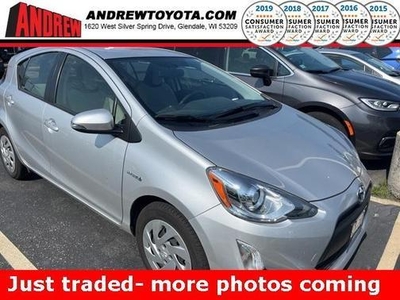 2016 Toyota Prius c for Sale in Chicago, Illinois