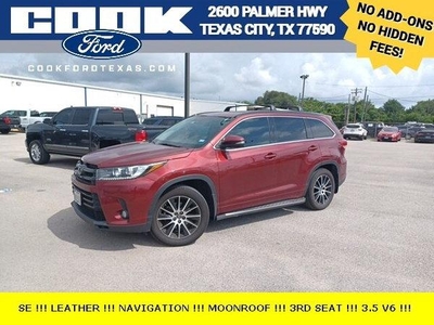 2017 Toyota Highlander for Sale in Co Bluffs, Iowa