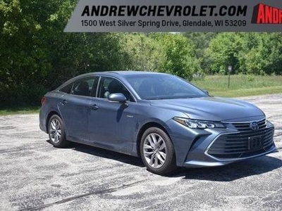 2019 Toyota Avalon Hybrid for Sale in Chicago, Illinois