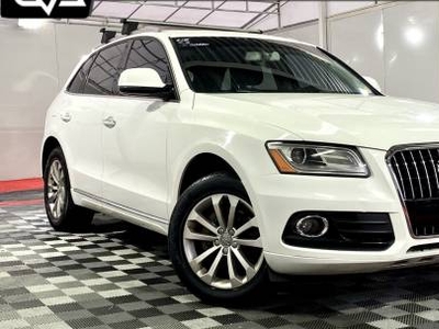 Audi Q5 2.0L Inline-4 Gas Turbocharged