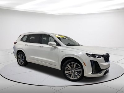 2021 Cadillac XT6 in Plymouth, WI