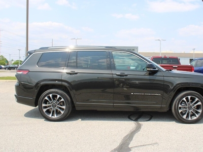 2022 Jeep Grand Cherokee L 4WD Overland in Indianapolis, IN