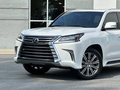 Lexus LX 5.7L V-8 Gas