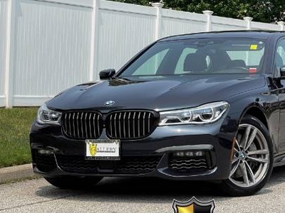 BMW 7 Series 4.4L V-8 Gas Turbocharged