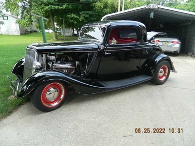 FOR SALE: 1934 Ford Coupe $85,995 USD