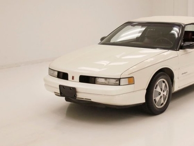 FOR SALE: 1991 Oldsmobile Cutlass Supreme $10,900 USD