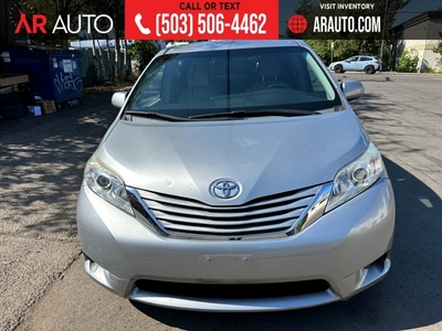 2015 Toyota Sienna LE for sale in Portland, OR