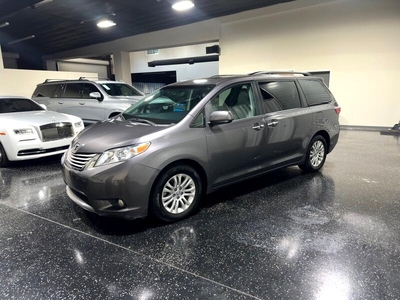 2017 Toyota Sienna Limited Premium 7-Passenger for sale in Lilburn, GA