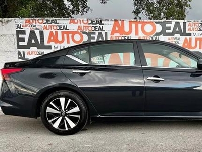 2022 Nissan Altima 2.5 SV Sedan 4D for sale in Miami, FL