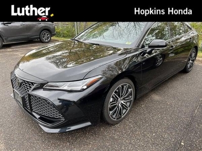 2019 Toyota Avalon for Sale in Northwoods, Illinois