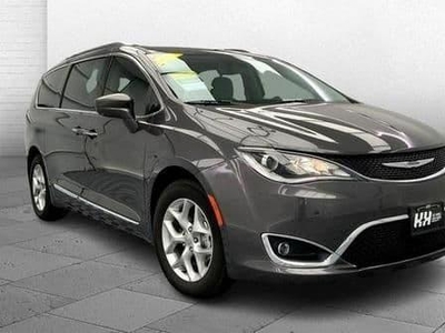 2020 Chrysler Pacifica for Sale in Chicago, Illinois