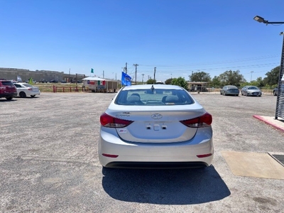 2015 Hyundai Elantra SE 6AT in Del Valle, TX