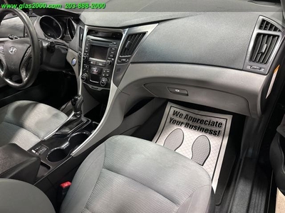 2015 Hyundai Sonata Hybrid in Bethany, CT
