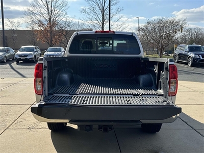 2017 Nissan Frontier SV in Sterling, VA