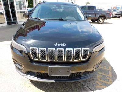 2019 Jeep Cherokee 4WD Latitude Plus in Middleton, WI