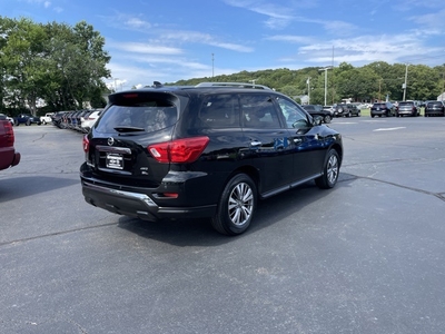 2019 Nissan Pathfinder SL in Old Saybrook, CT