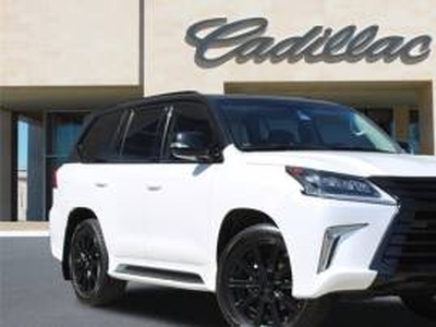 Lexus LX 5700