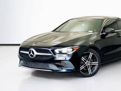 Mercedes-Benz CLA 2000