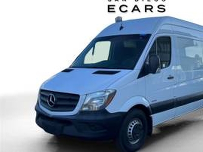 Mercedes-Benz Sprinter Cargo Van 3000