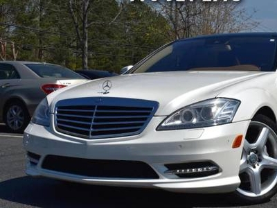 Mercedes-Benz S-Class 4.6L V-8 Gas Turbocharged