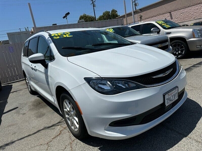 2021 Chrysler Voyager