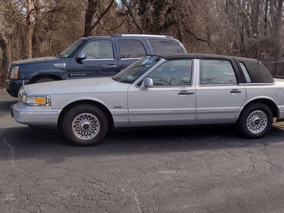 1997 Lincoln Town Car Sedan For Sale
