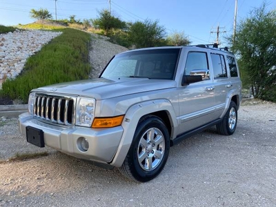 2007 Jeep commander Limited 4wd $5,999