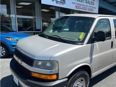 Chevrolet Express Passenger 6.0L V-8 Gas